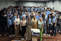 Ações sobre combate à violência contra a mulher são realizadas na escola Judith Gomes