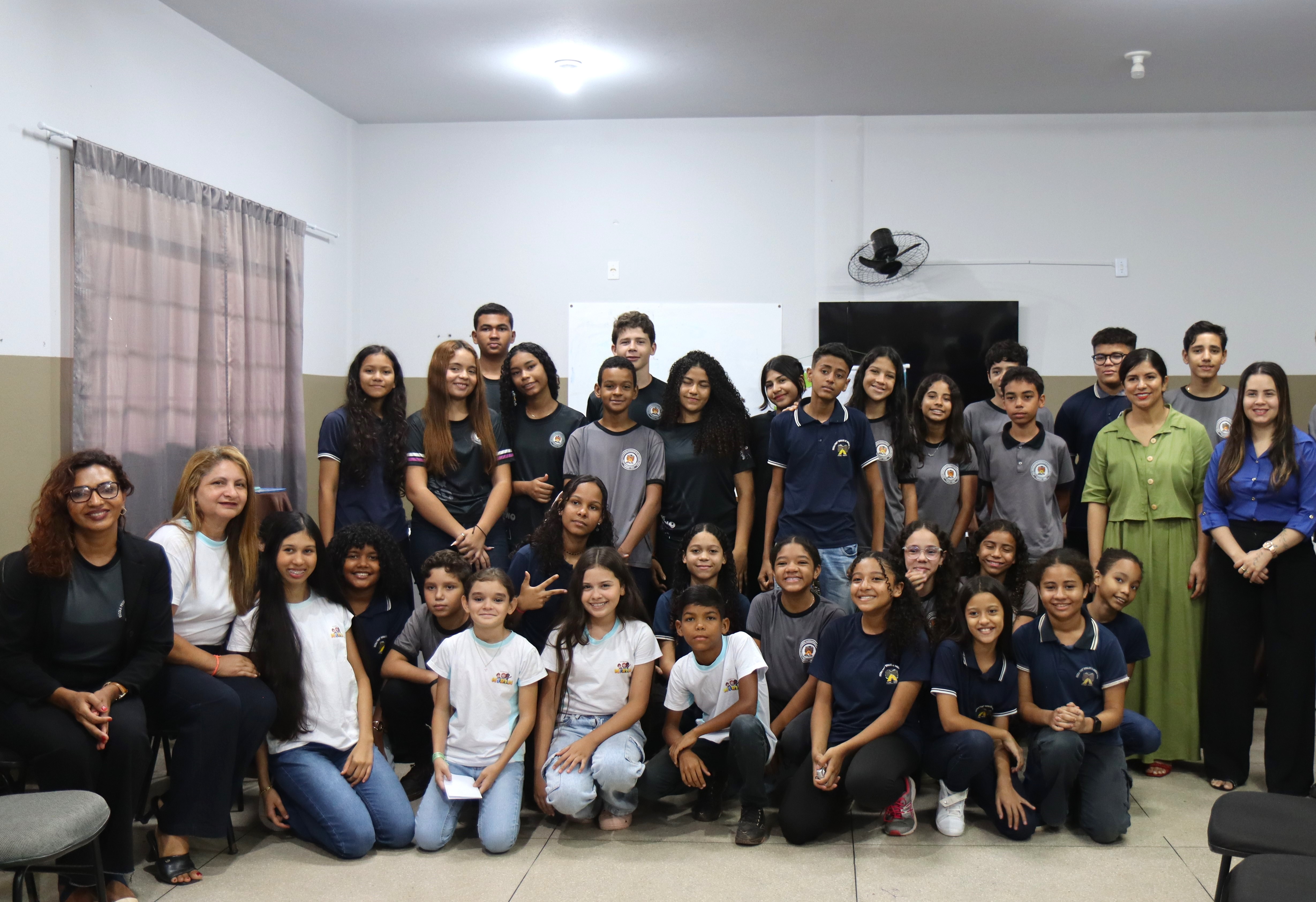 Comissão da Pessoa Idosa realiza ação na Escola Doralice de Andrade