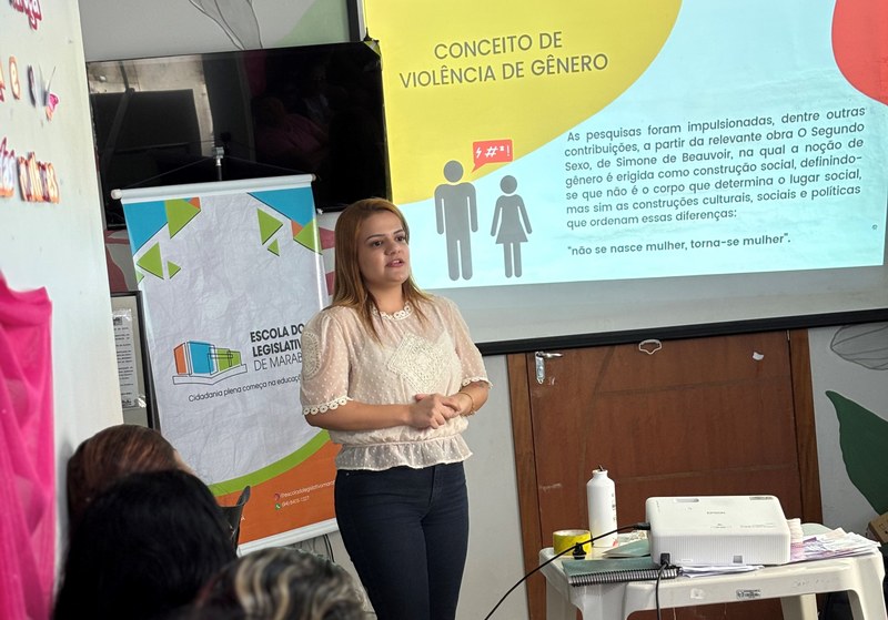 Diálogo e conscientização marcam encontro com mulheres do grupo Territórios Educativos