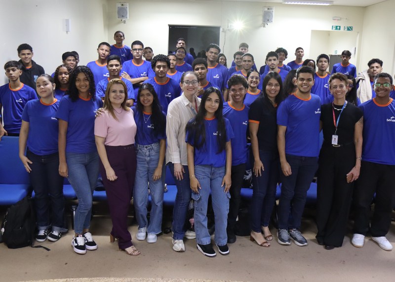 Diálogo, reflexão e ação no combate à violência contra a mulher