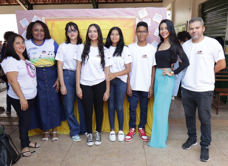 Elmar e Comissão de Saúde se reúnem para mais uma etapa do projeto Câmara Mirim