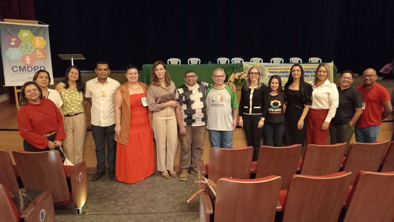 Elmar participa do 1° Simpósio da Semana de luta da pessoa com deficiência