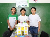 Elmar prestigia Feira Cultural Cultural na Escola Jardim de Deus