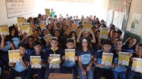 Escola Cisne Branco recebe palestra do Projeto Lei Maria da Penha em Miúdos