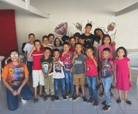 Escola do Legislativo realiza roda de conversa sobre o Maio Laranja no CRAS do bairro Amapá