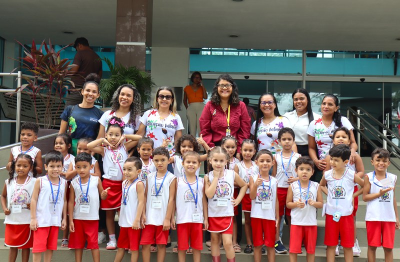 Memorial Político de Marabá recebe alunos do NEI Gabriel Sales Pimenta