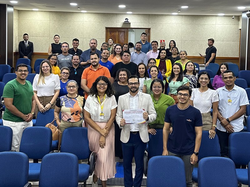 Elmar realiza oficina sobre interpretação do orçamento público