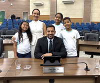 Parlamento Municipal recebe vereadores mirins da Escola Basílio Miguel em agenda com o vereador Pacheco