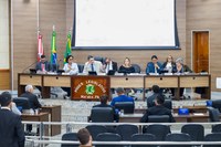 Câmara derruba vetos de prefeito contra projetos que beneficiam pessoas com TEA