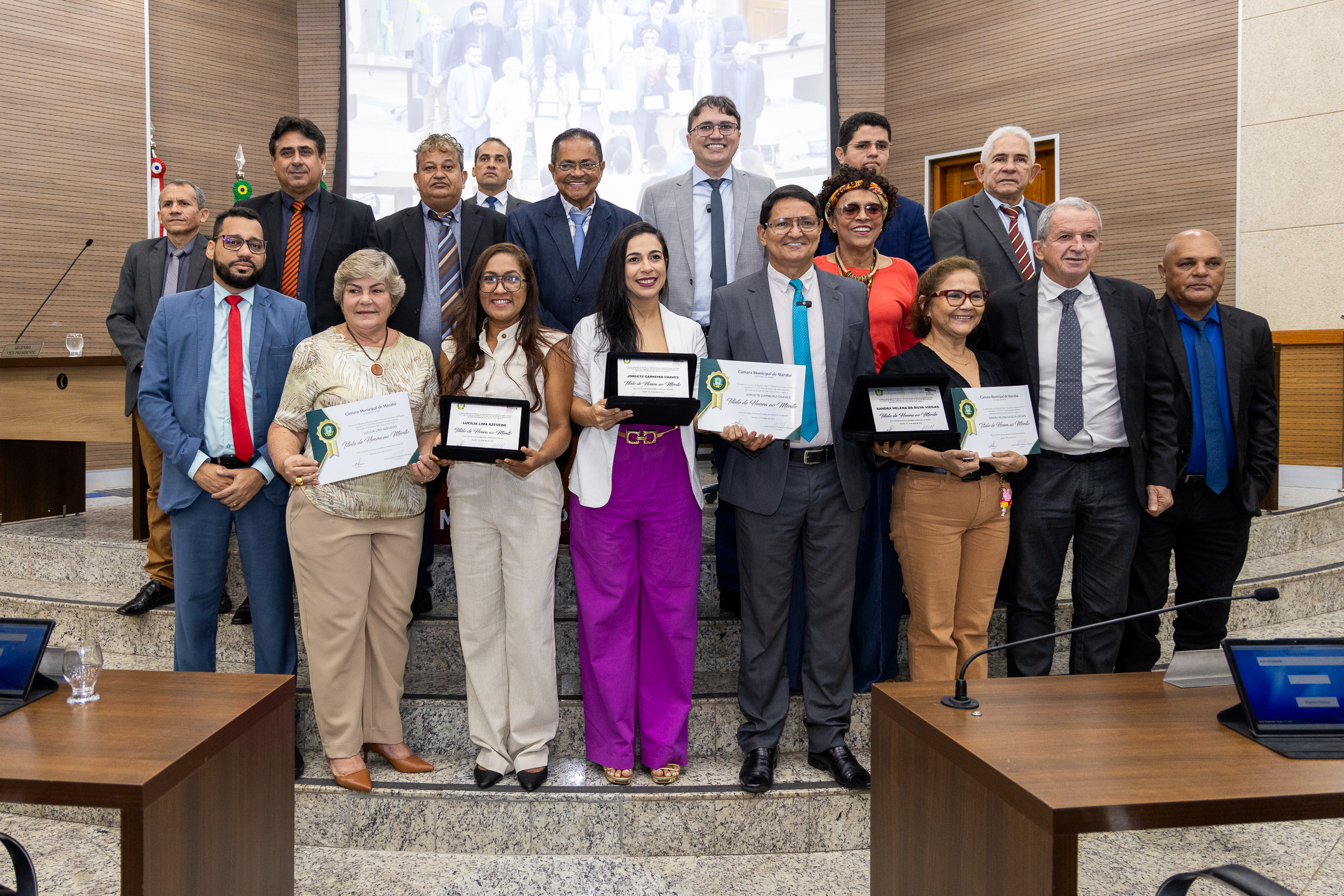 Câmara homenageia profissionais de Farmácia de Marabá