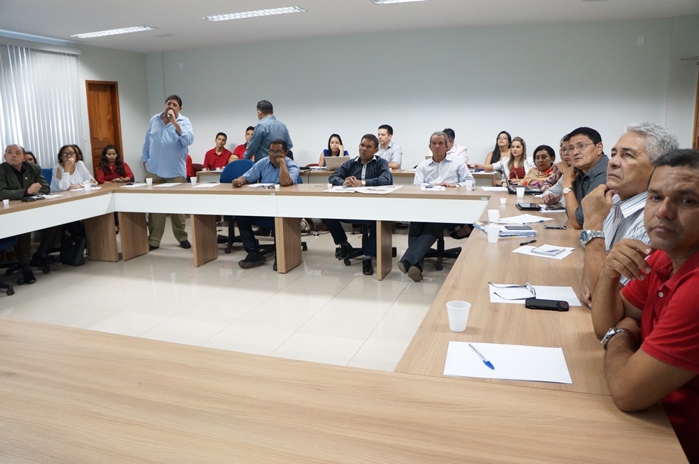 Câmara realiza seminário para discutir hidrovia, agronegócio e verticalização mineral