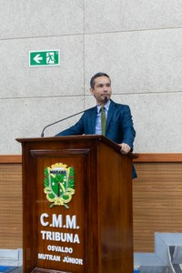 Com aluguel atrasado, armazenamento de tendas da feira da 7 de Junho preocupa vereadores