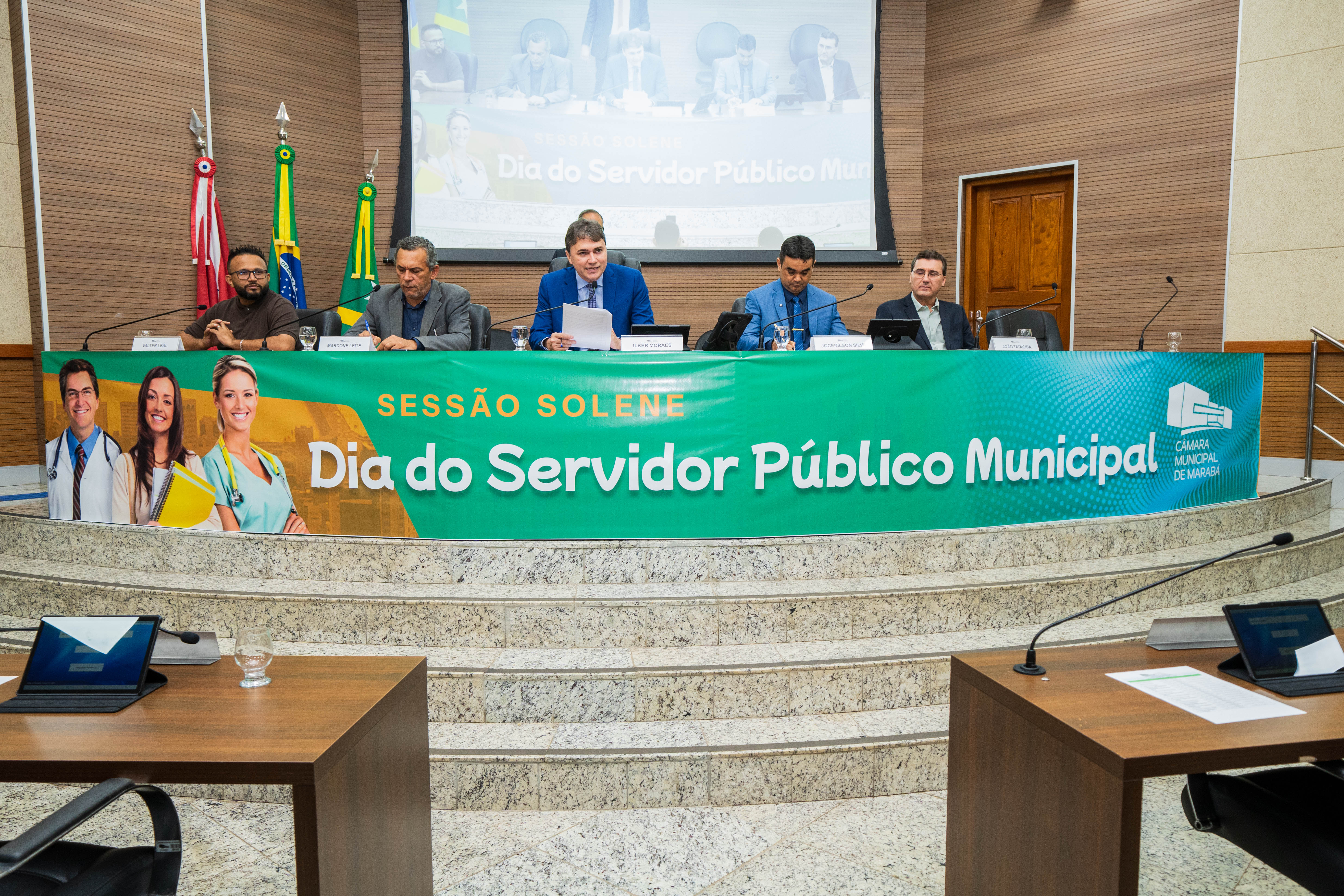 Compromisso e gratidão: Legislativo celebra quem faz o serviço público funcionar