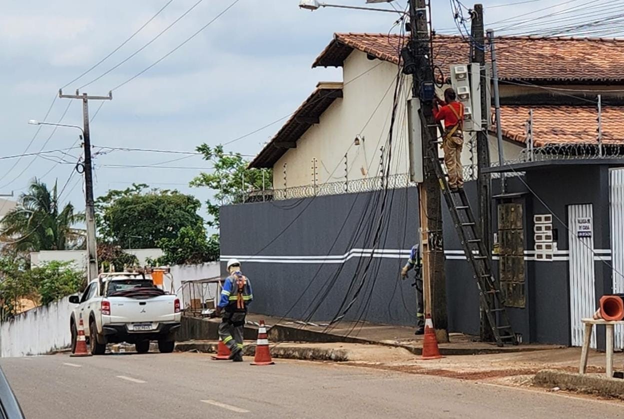 Crise da iluminação pública se estende e é debatida na Câmara