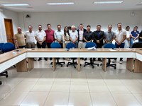 𝗘𝗺 𝗿𝗲𝘂𝗻𝗶𝗮̃𝗼 𝗻𝗮 𝗖𝗮̂𝗺𝗮𝗿𝗮, 𝘀𝗲𝗰𝗿𝗲𝘁𝗮́𝗿𝗶𝗼 𝗱𝗲 𝗢𝗯𝗿𝗮𝘀 𝗽𝗿𝗲𝘀𝘁𝗮 𝗰𝗼𝗻𝘁𝗮𝘀 𝗱𝗲 𝗮𝘁𝘂𝗮𝗰̧𝗮̃𝗼 𝗲𝗺 𝟮𝟬𝟮𝟱