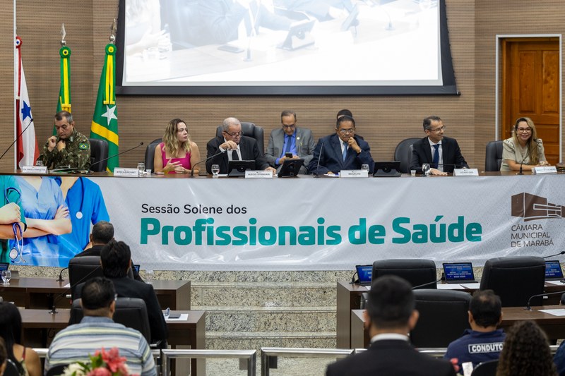 Em Sessão Solene, Câmara homenageia 20 profissionais de saúde de Marabá