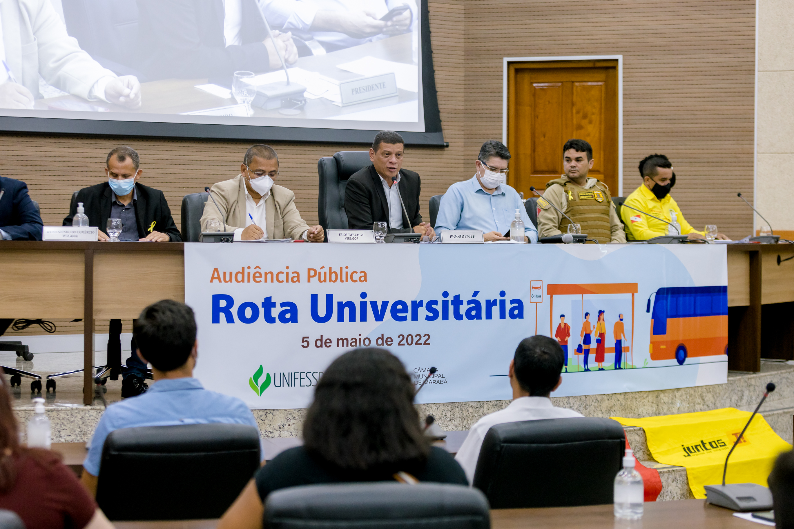 Estudantes cobram ampliação da rota universitária em Marabá