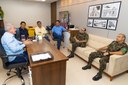 General visita vereadores e convida para passagem de comando na 23ª Brigada