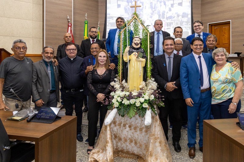 Imagem do padroeiro de Marabá visita a Câmara