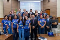 𝗝𝗼𝗴𝗮𝗱𝗼𝗿𝗮𝘀 𝗱𝗼 𝗖𝗹𝘂𝗯𝗲 𝗱𝗲 𝗩𝗼̂𝗹𝗲𝗶 𝗧𝗼𝗰𝗮𝗻𝘁𝗶𝗻𝘀 𝗿𝗲𝗰𝗲𝗯𝗲𝗺 𝗵𝗼𝗺𝗲𝗻𝗮𝗴𝗲𝗺 𝗻𝗮 𝗖𝗮̂𝗺𝗮𝗿𝗮 𝗠𝘂𝗻𝗶𝗰𝗶𝗽𝗮𝗹