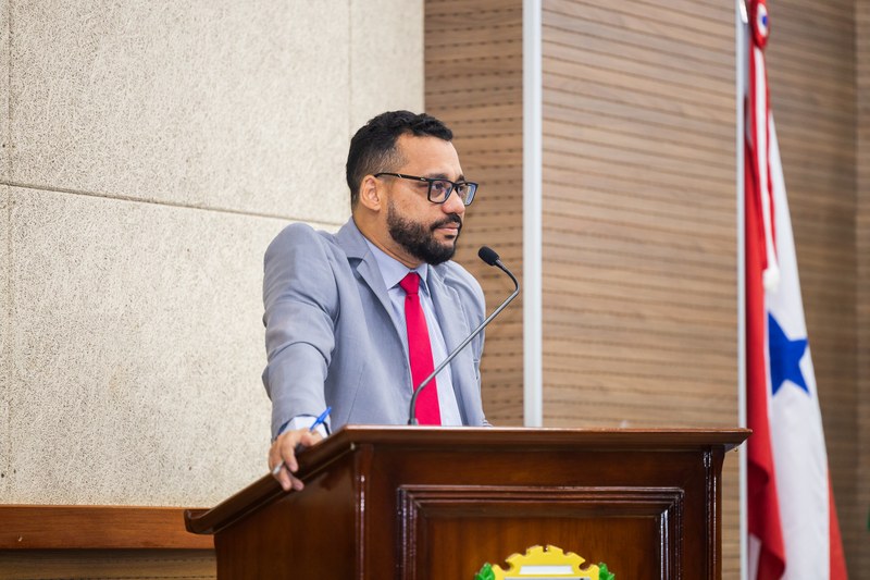 Marcelo Alves solicita fornecimento de marmitex aos garis
