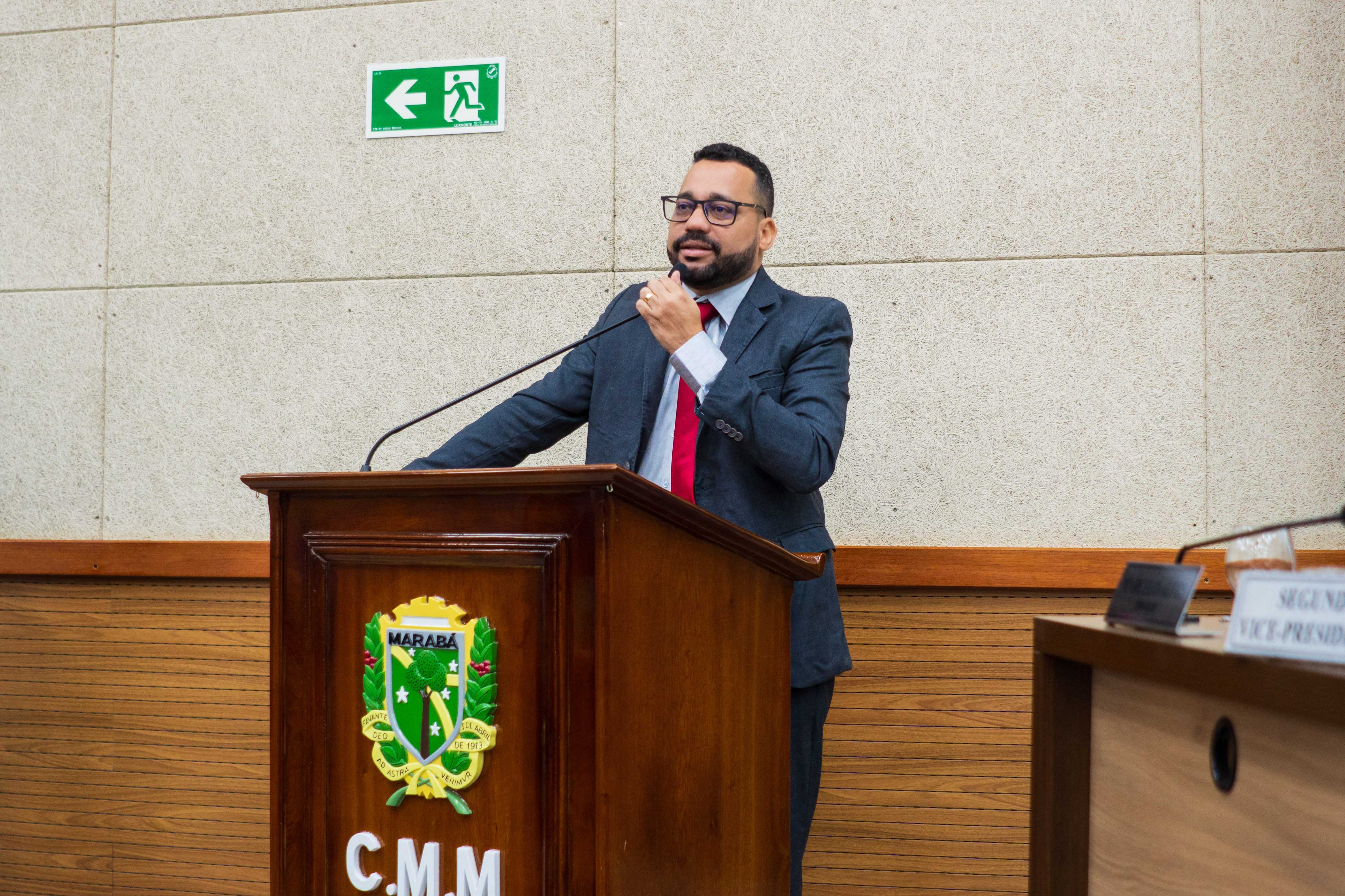 Marcelo Alves solicita limpeza de bueiros no Bairro Jardim União