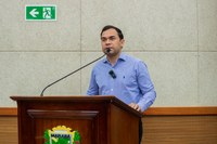Membro do Legendários dá testemunho e convida vereadores a participarem do grupo