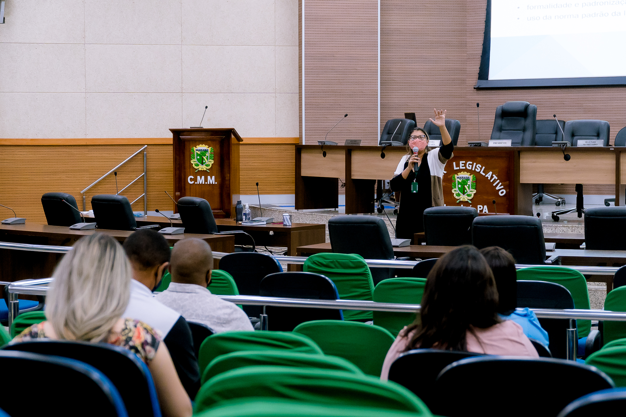 Novos vereadores e servidores da Câmara participam de capacitação