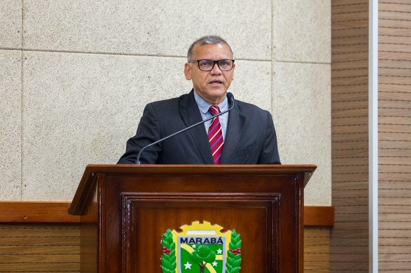 Orlando Elias solicita operação tapa-buracos em bairro da Nova Marabá