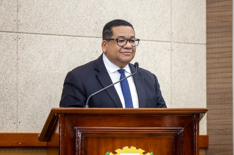 Pastor Ronisteu solicita pista de caminhada no Vavazão