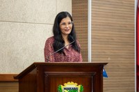 Priscila Veloso cobra processo seletivo para assistência social de Marabá