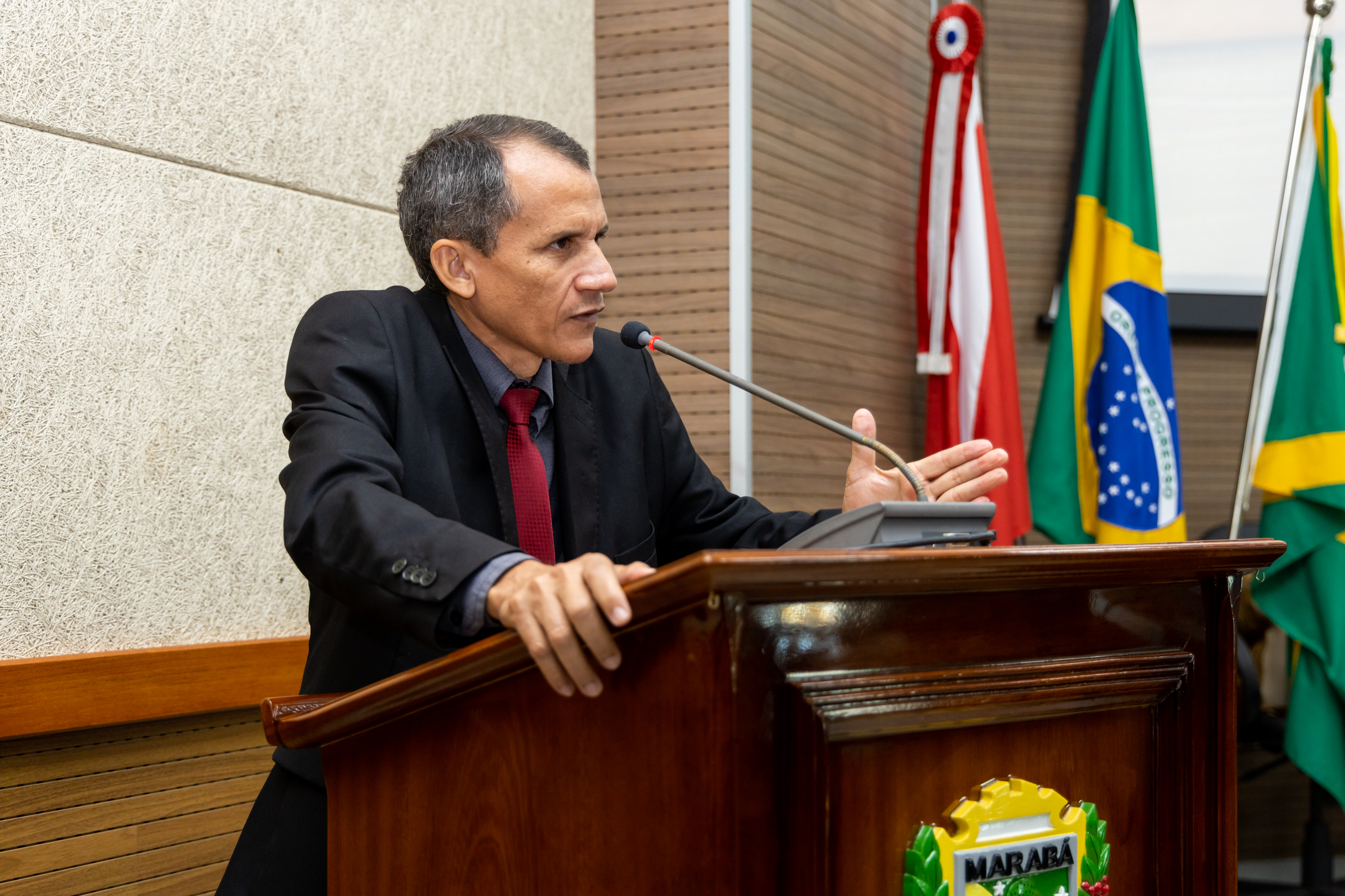 Raimundinho pede instalação de sistema de vigilância em escolas de Marabá