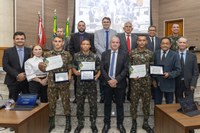 Três militares do EB são homenageados pelo Dia do Soldado