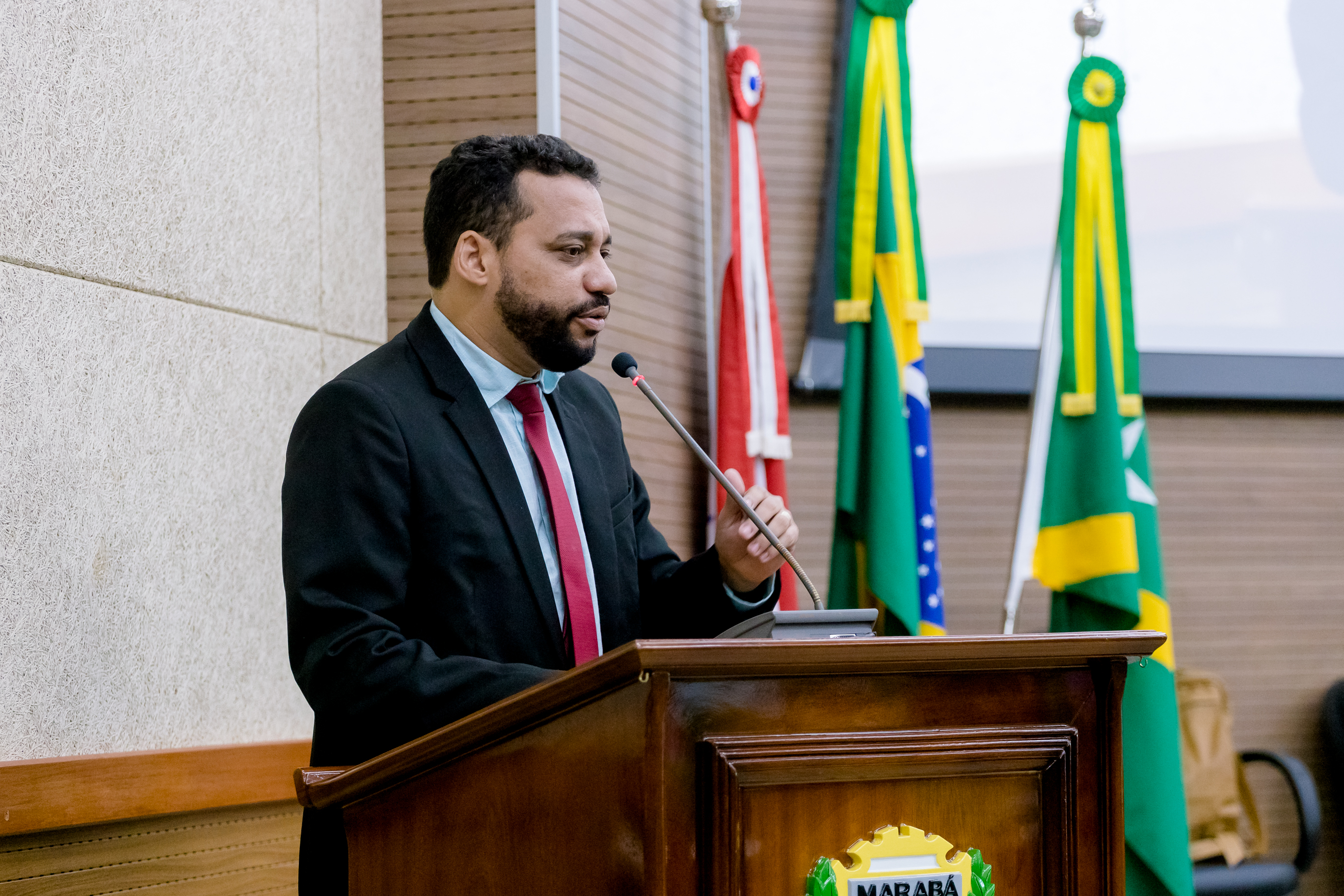 Vereador sugere criação de app municipal de transporte