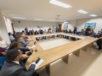 Vereadores cobram solução após interdição da estrada da Vila Itainópolis e exigem ações da Vale